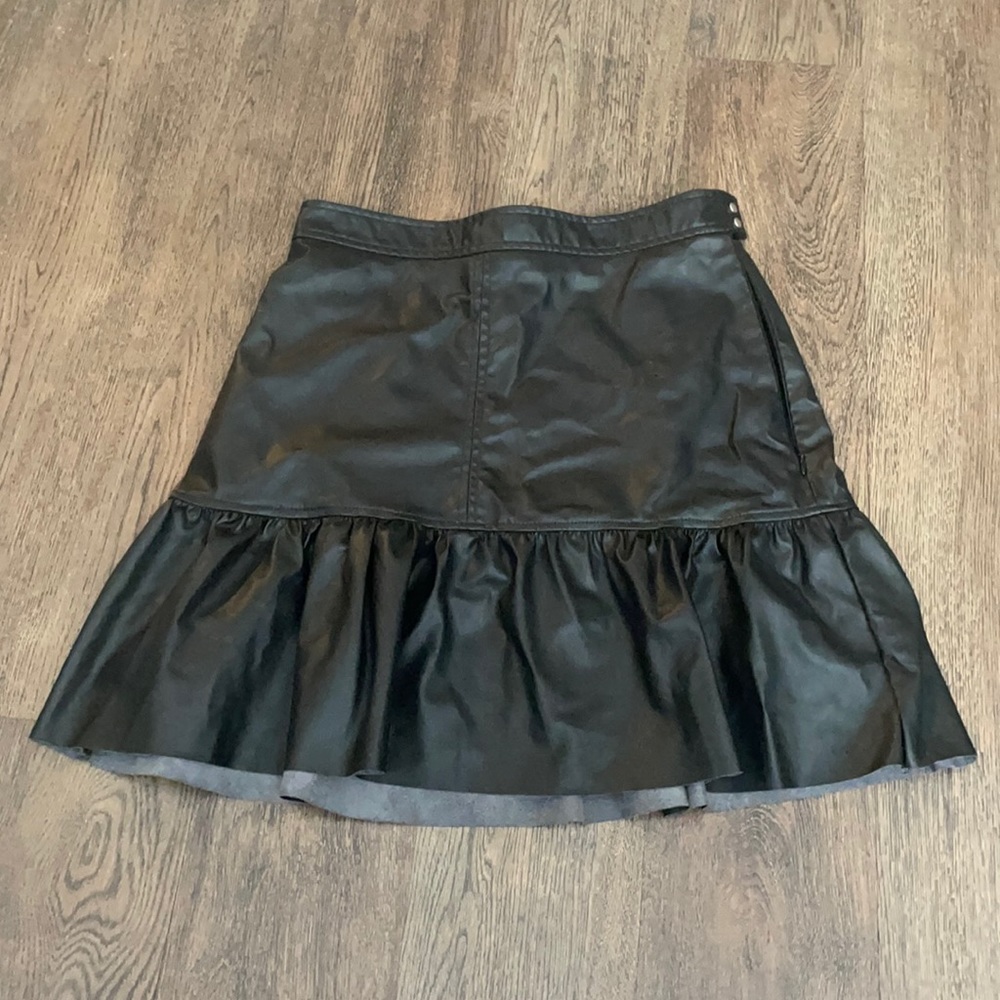 Leather skirt